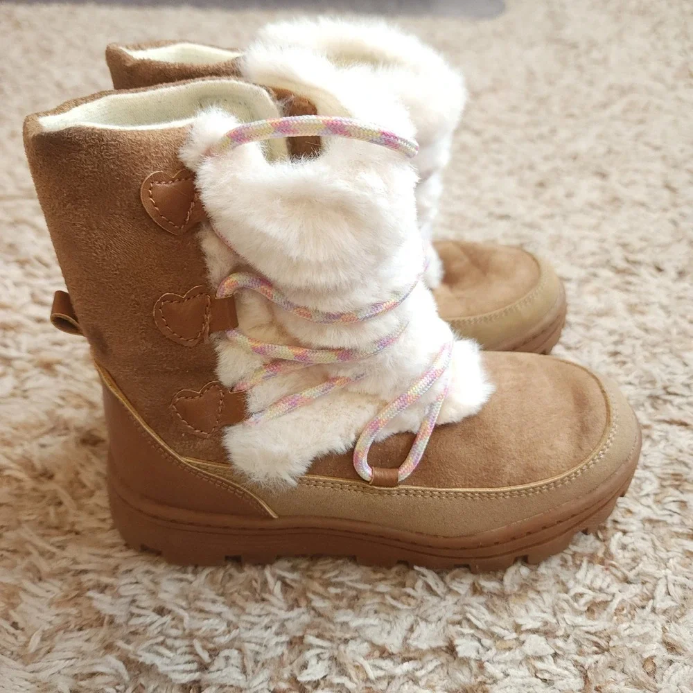 Carter's Winter Boots Girls Size 13 Brown Faux Fur Heart Trim Lug Sole